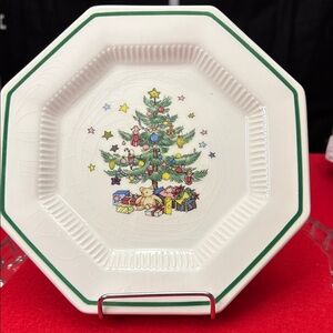 Nikko Christmastime Salad/Dessert Plate set of 4